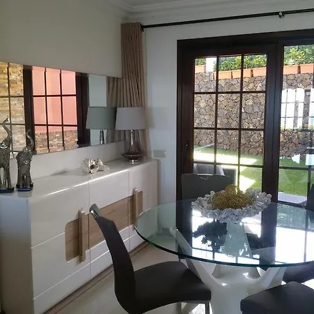 Willa Residencial La Curva *